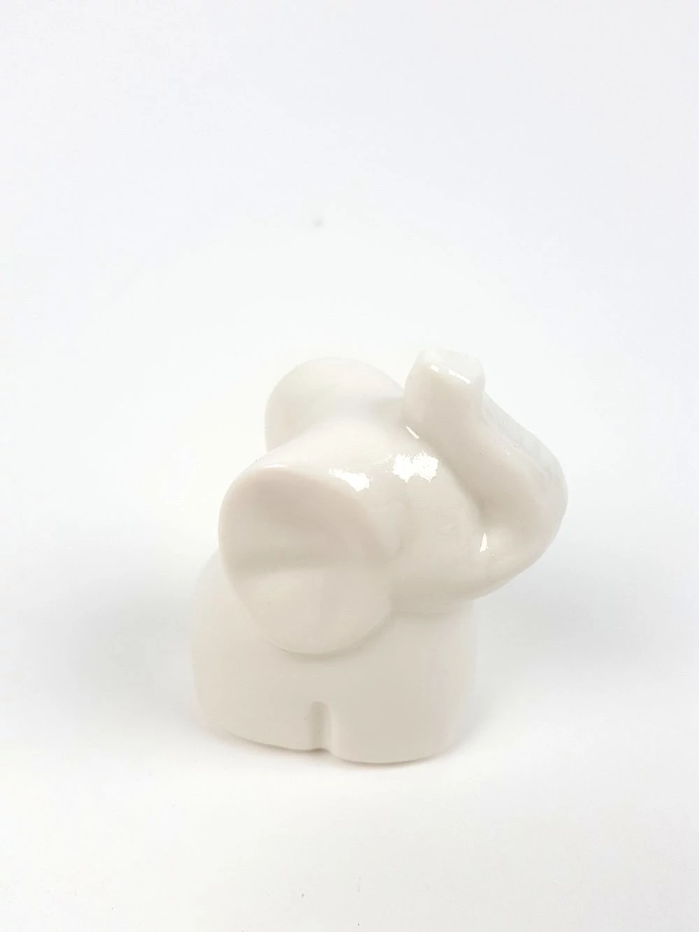 Porcelán elefánt  - Ülő Porcelán elefánt  - Ülő