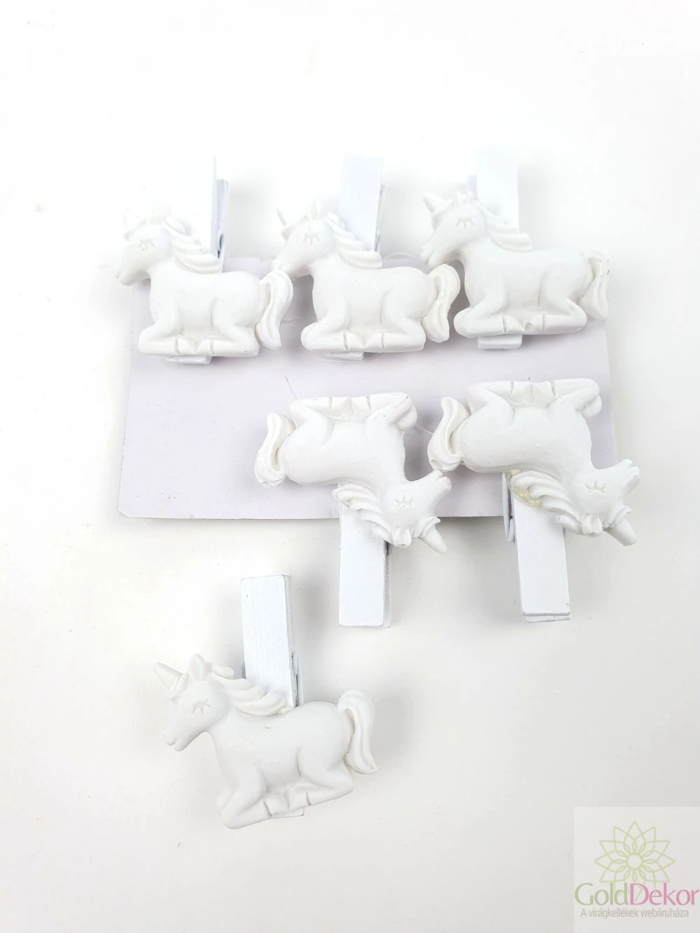 Csipeszes polyresin - Fekvő unikornis