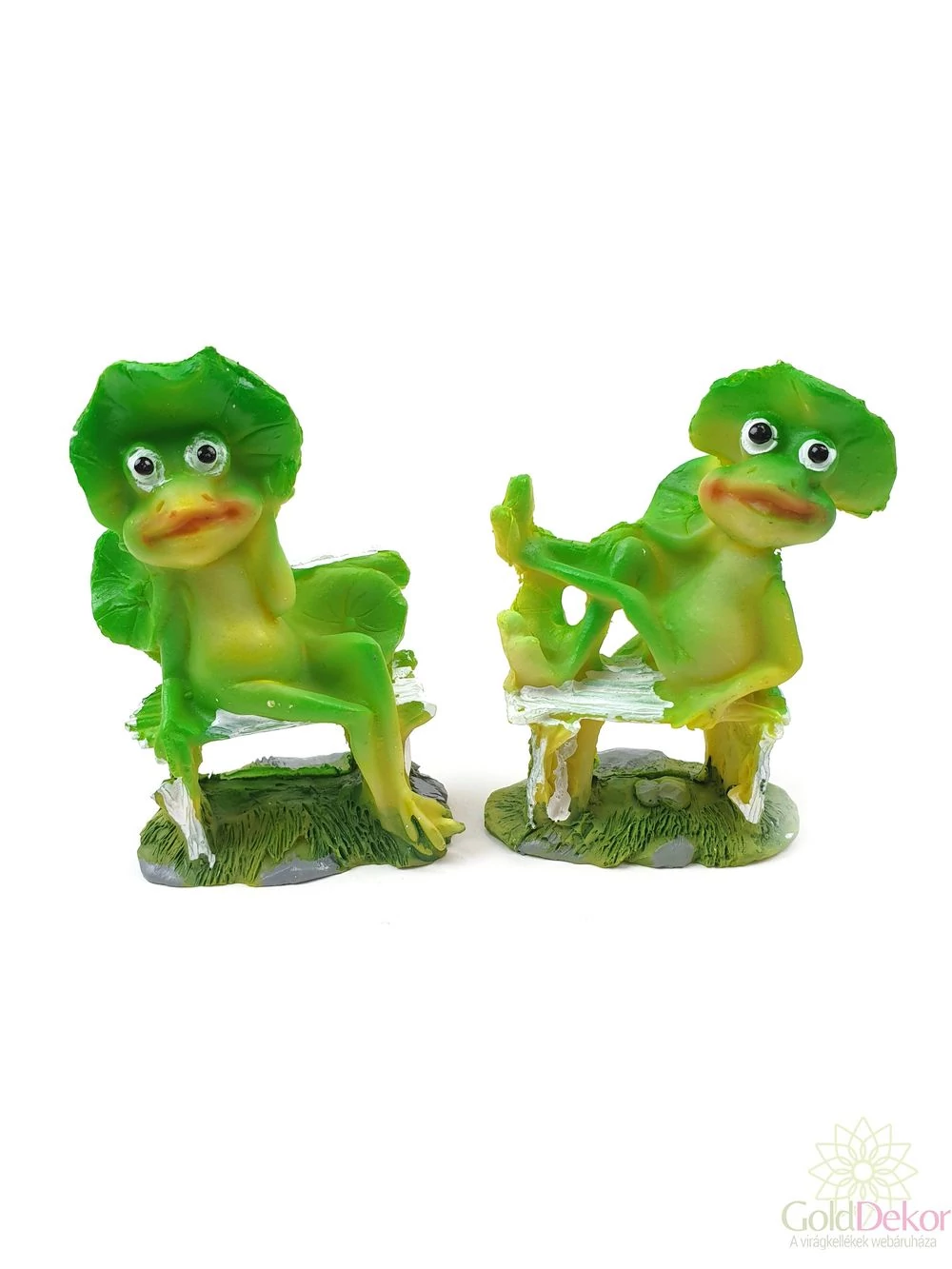 Béka figura padon kicsi