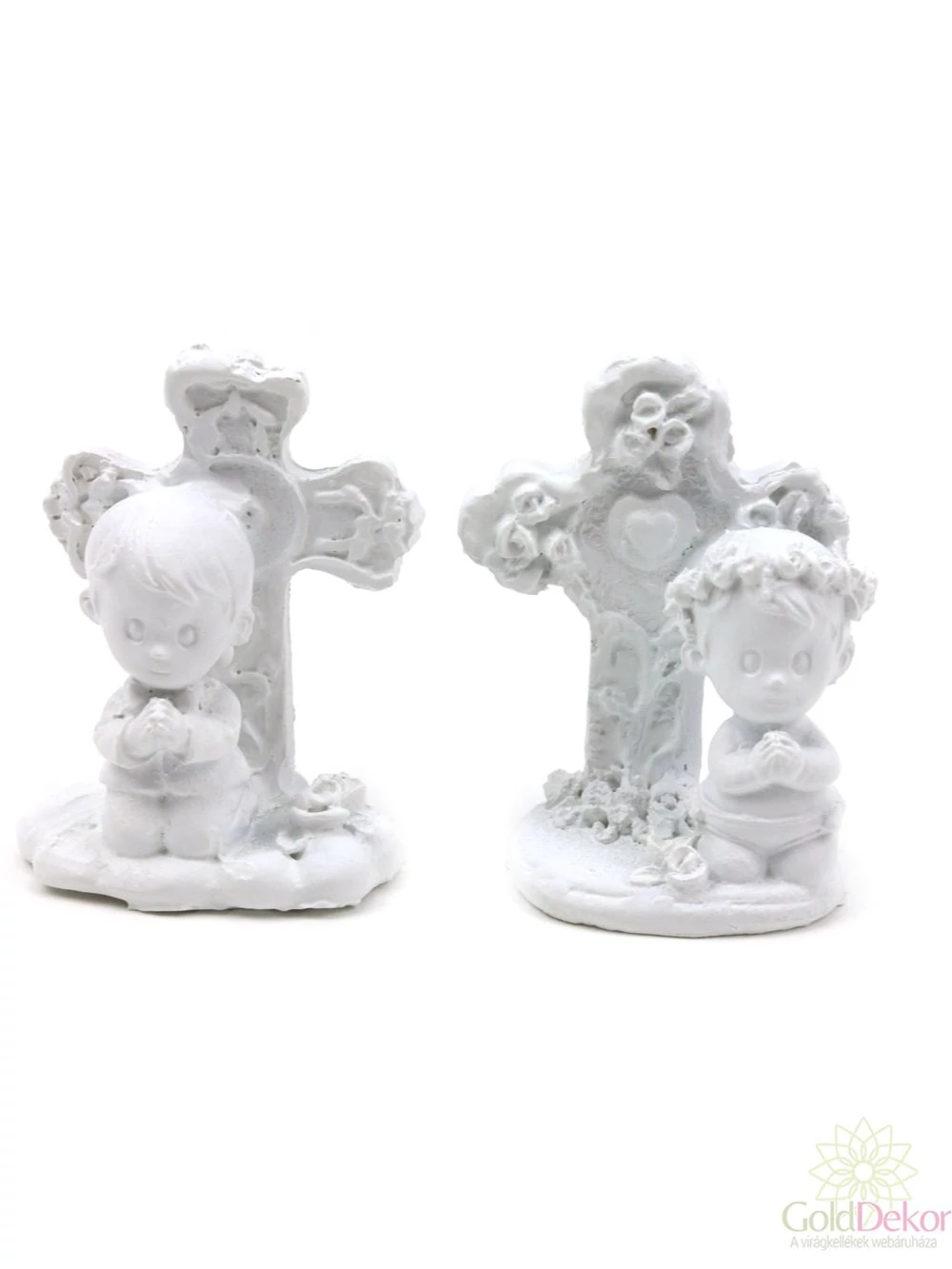 Imádkozó gyerekek kereszttel