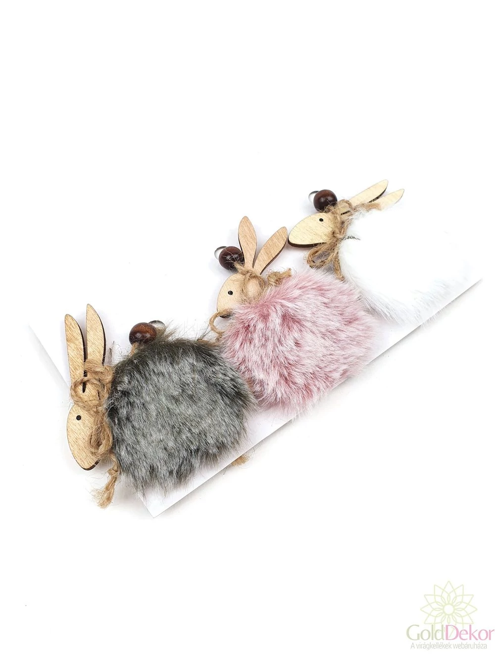 Szőrös akasztós fa nyuszik*3