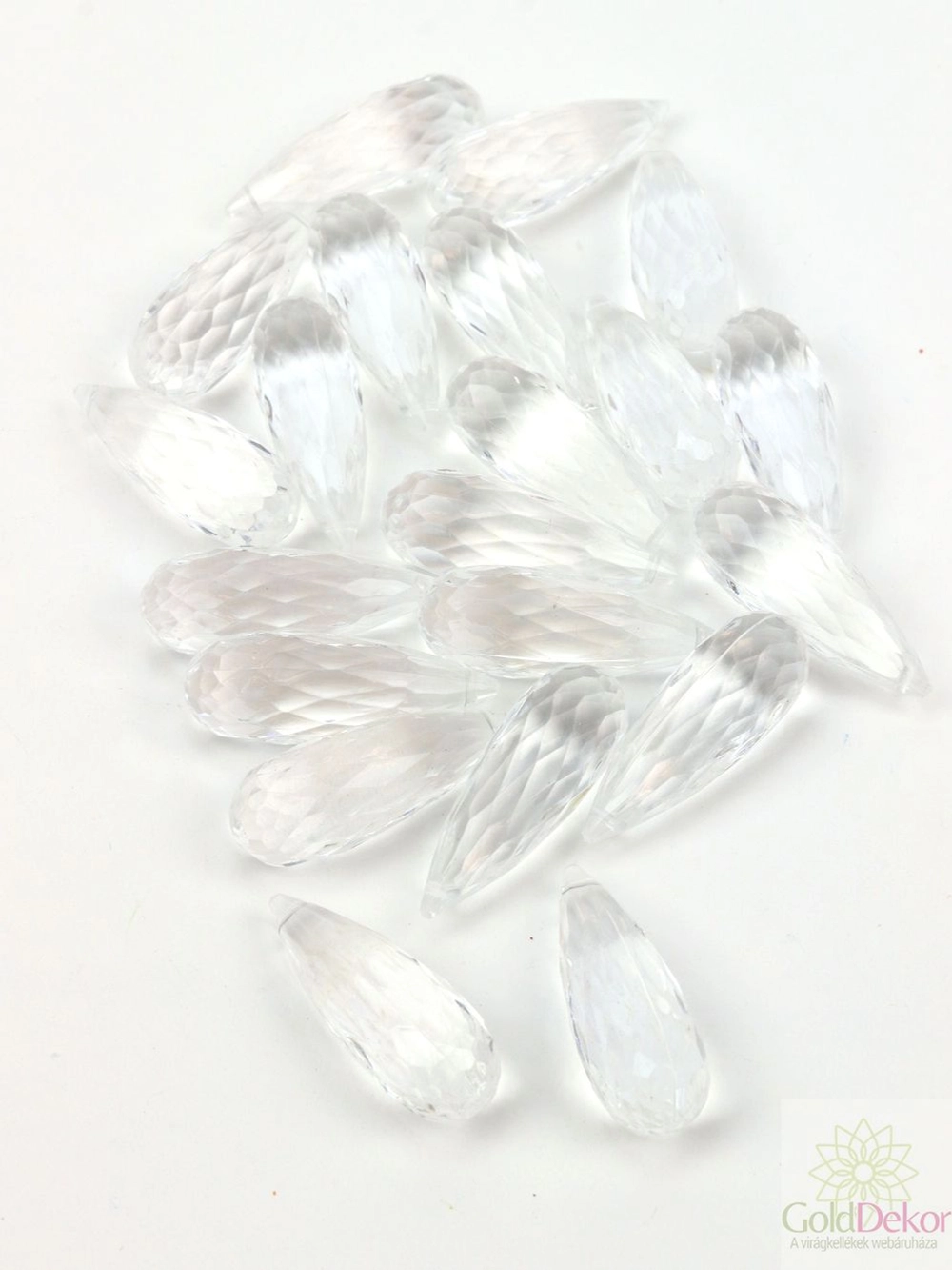 Fűzhetős kristály 9