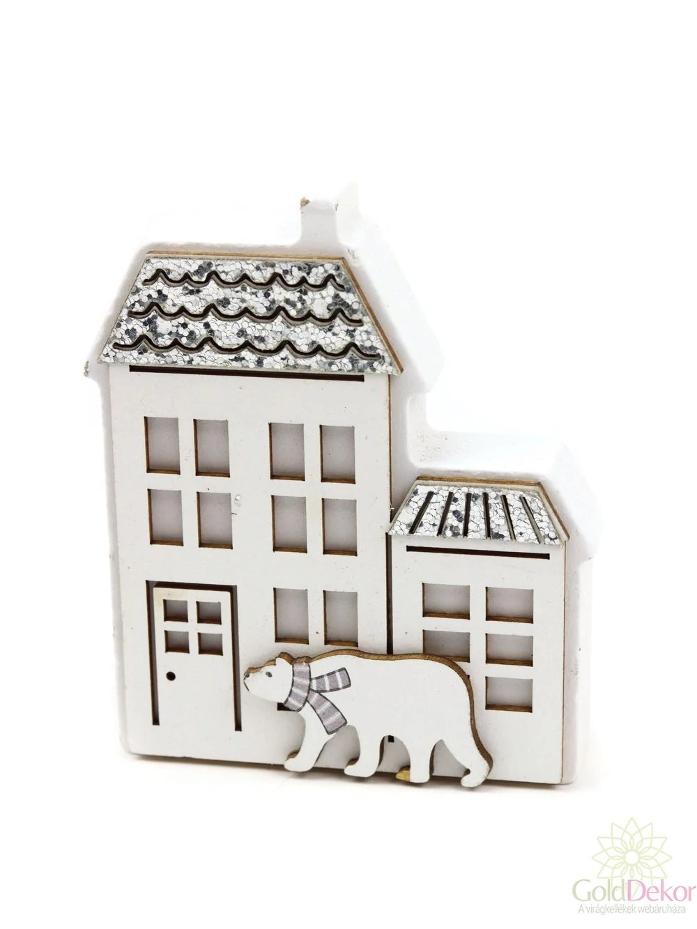 Fa ház ezüst háztetővel