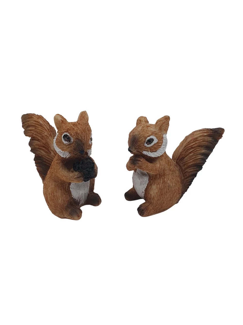 Fehér hasú mókus figura
