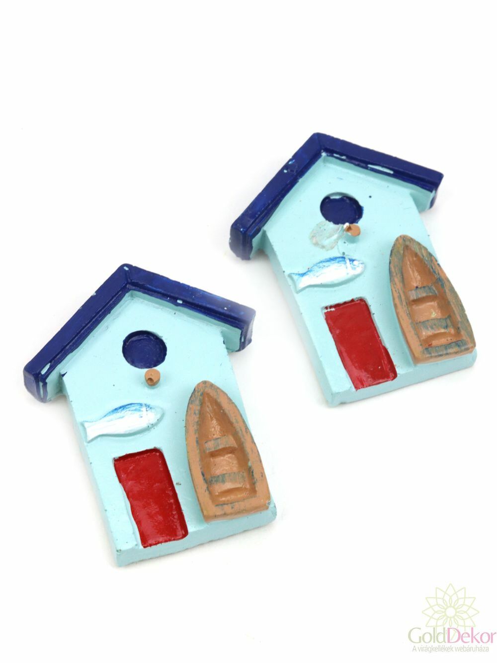 Halacskás kék nyári házikó pár