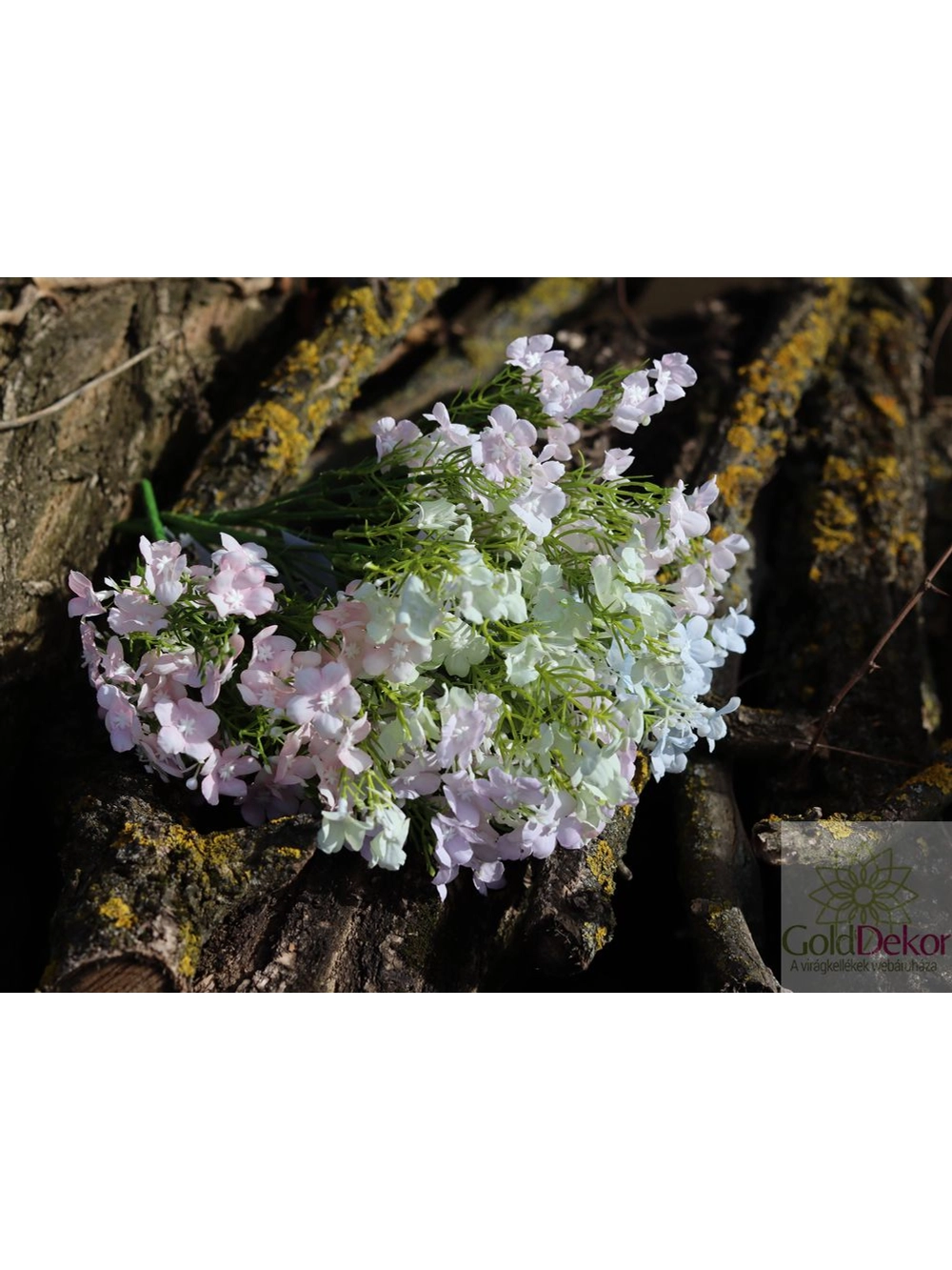 Kép 3/3 - Apró virágos zöld kiegészítő csokor - Halvány lila